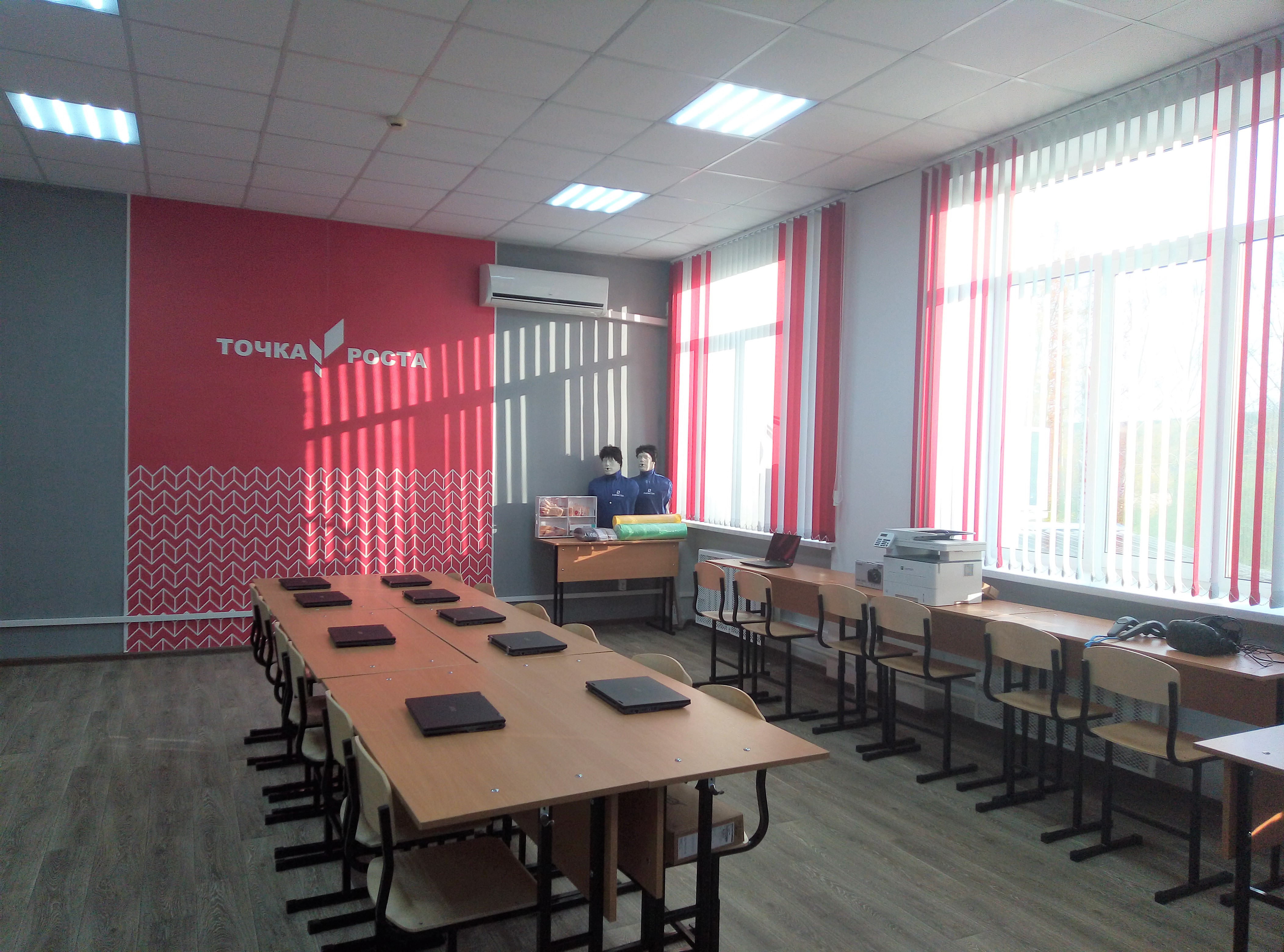TR222.jpg